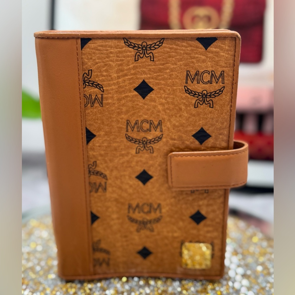 MCM Agenda Wallet Cognac Visetos Monogram